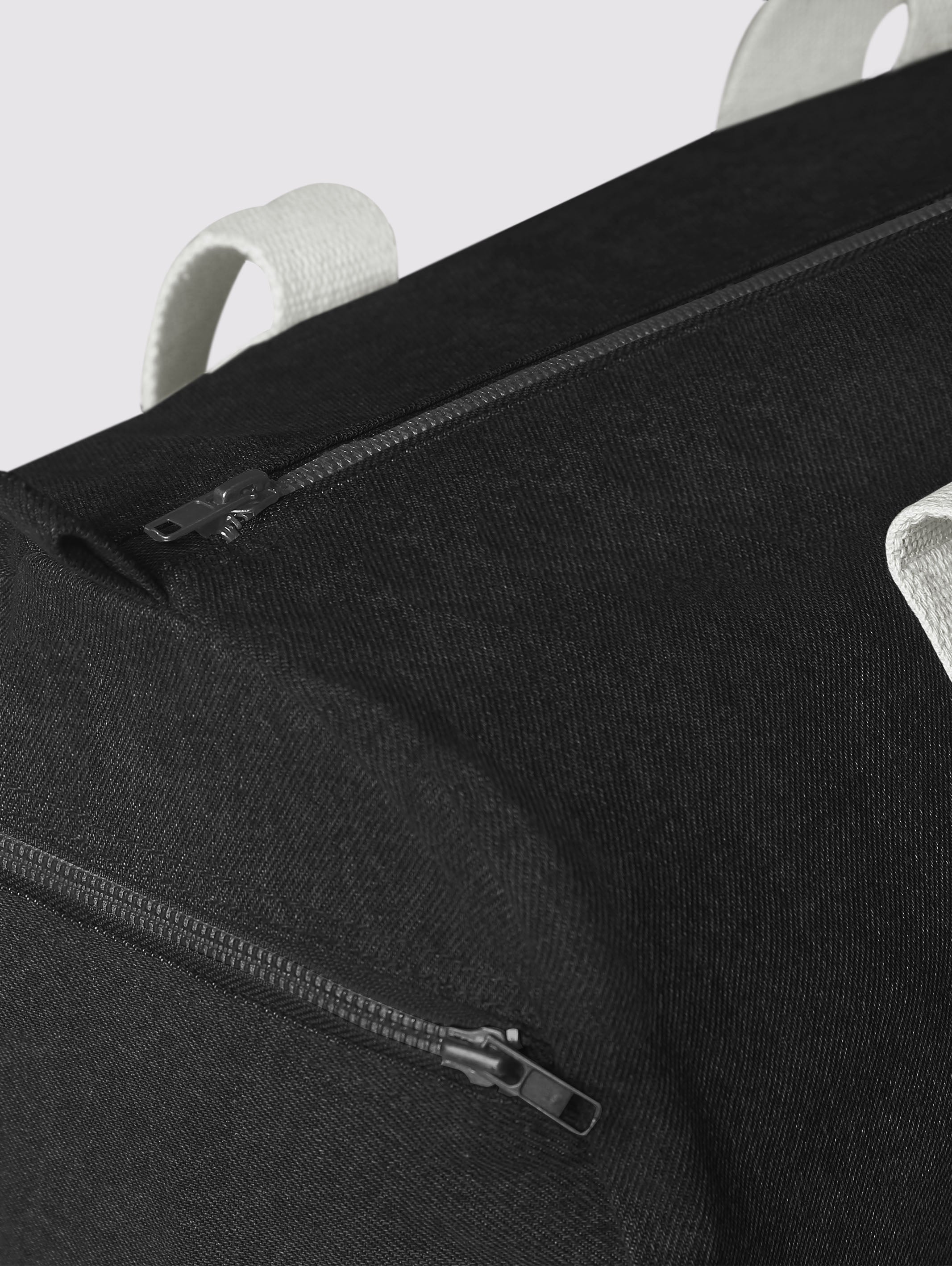 Black Duffle Bag Lightweight Gym & Travel Bag - EAUDB-5V2-225-1P