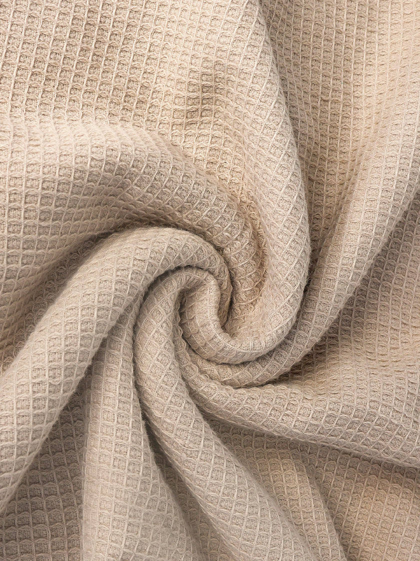 Beige ring-spun cotton bath towel, pack of 2, 27x55 inches – alternate product view