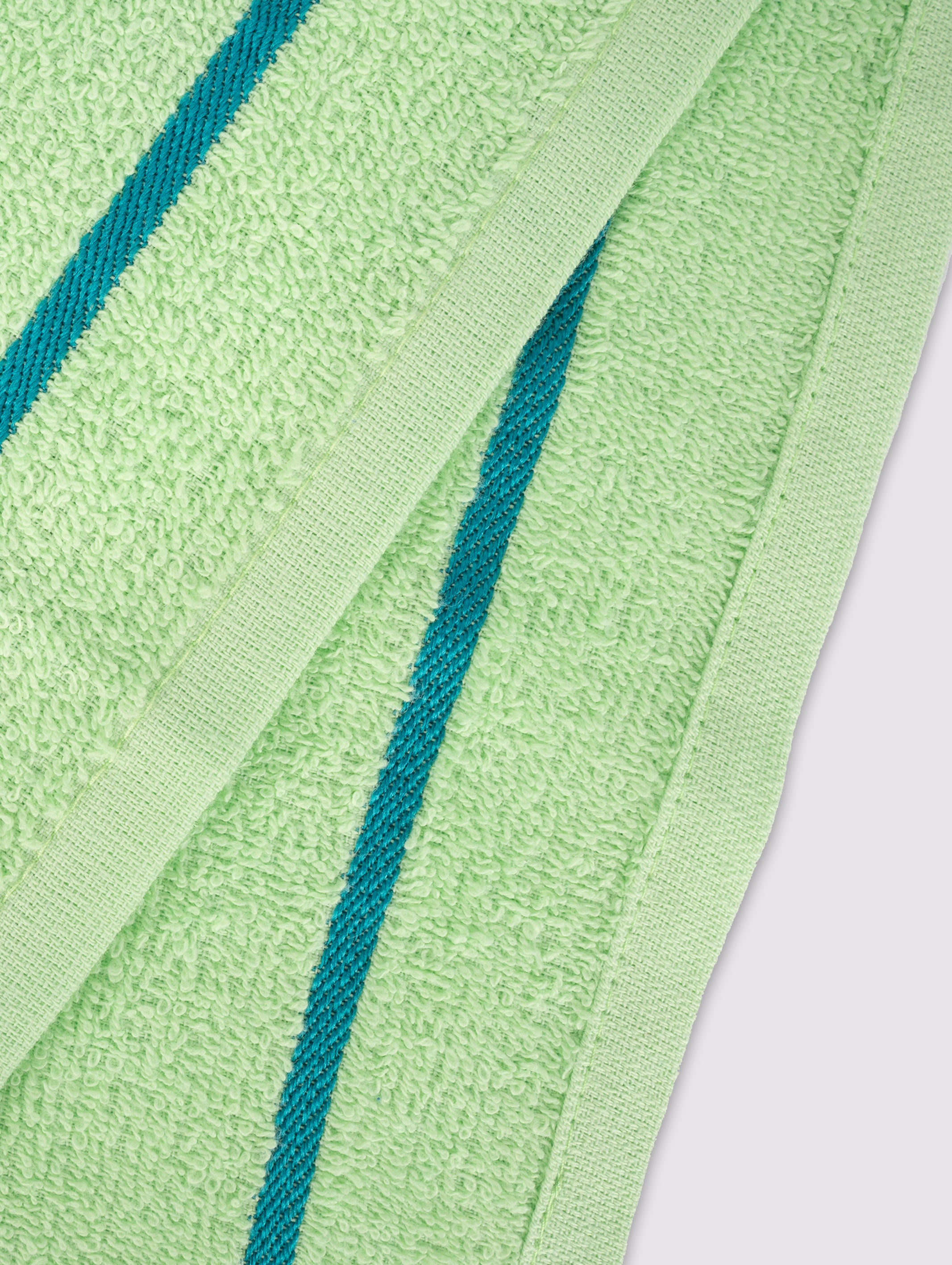 Pistachio Green bath towel, pack of 1, 27x56 inches – alternate product view