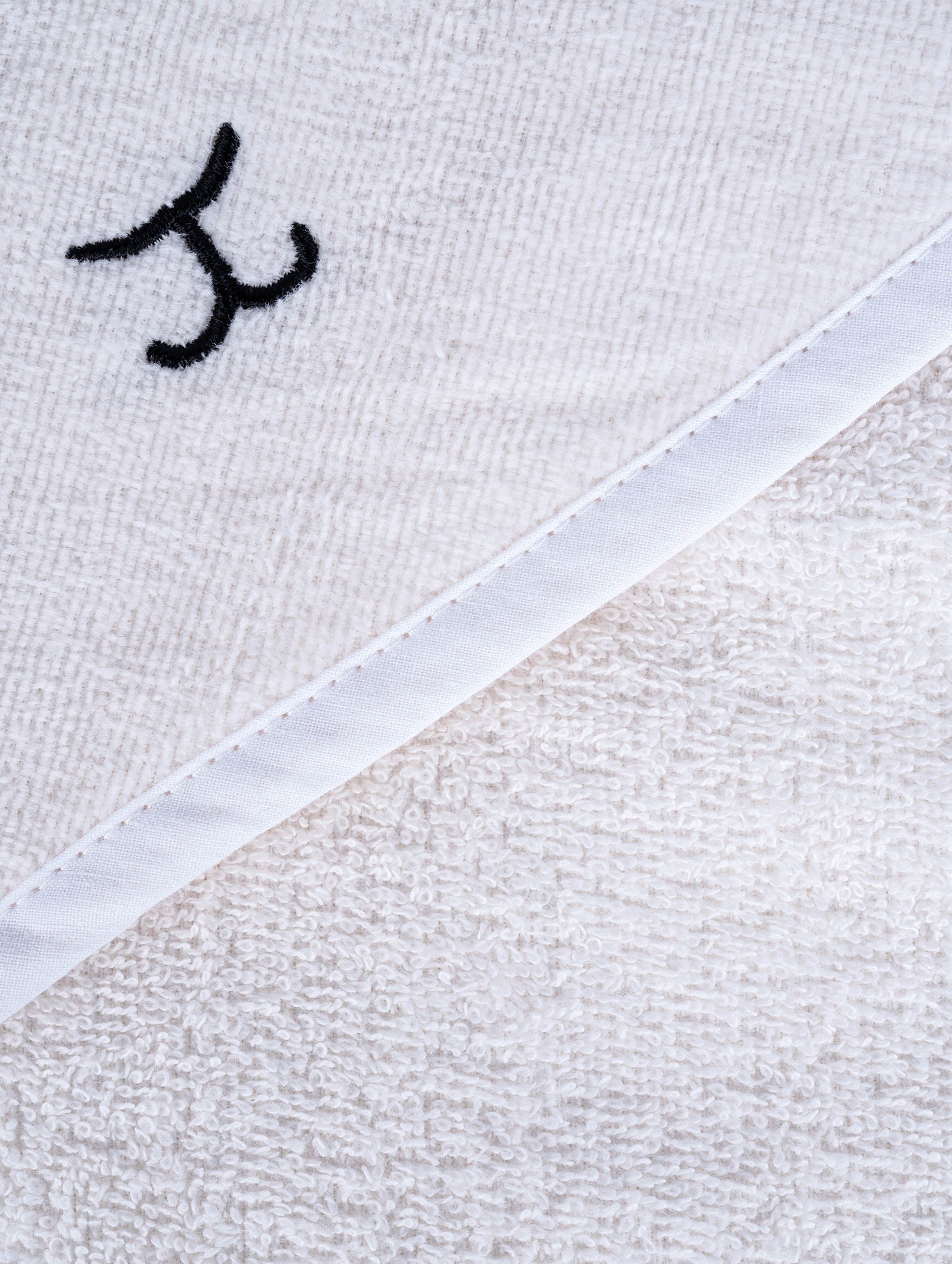 White kids hooded towel poncho, pack of 1 – additional product view 3