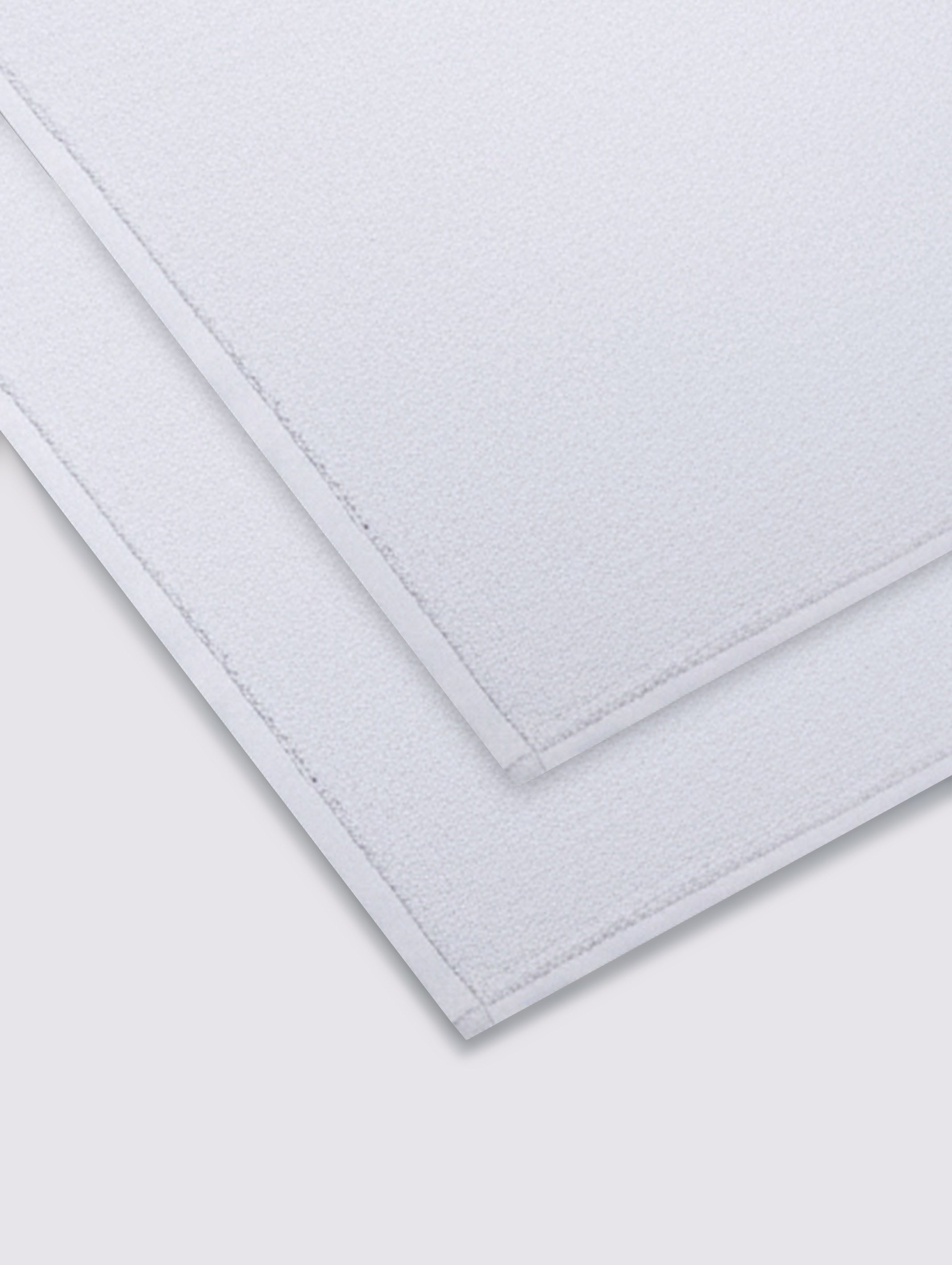 White ring-spun cotton bathroom bath mat, pack of 2, 20x28 inches – additional view