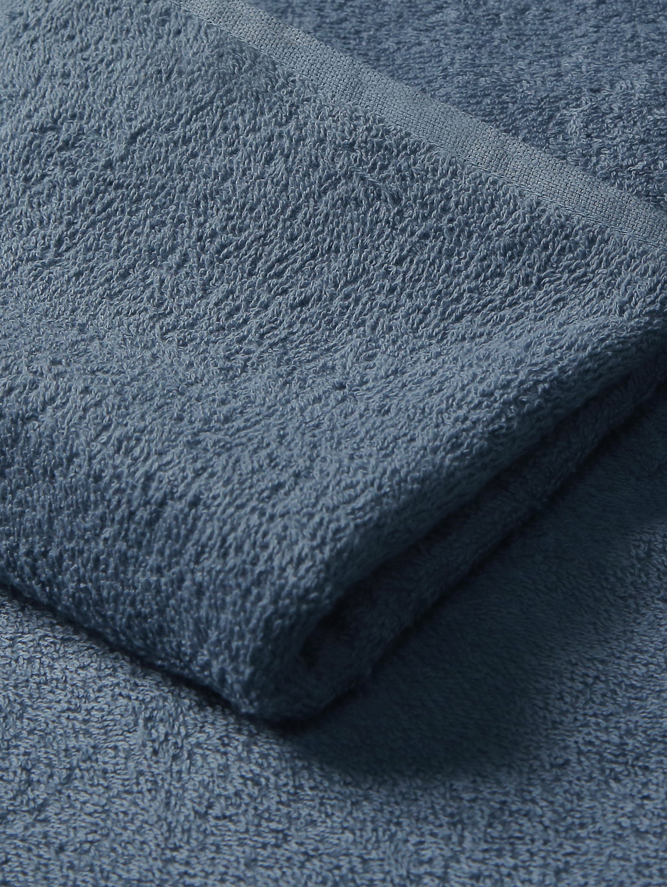 Navy Blue ring-spun cotton face towels and washcloths, 13x32 inches – product detail view