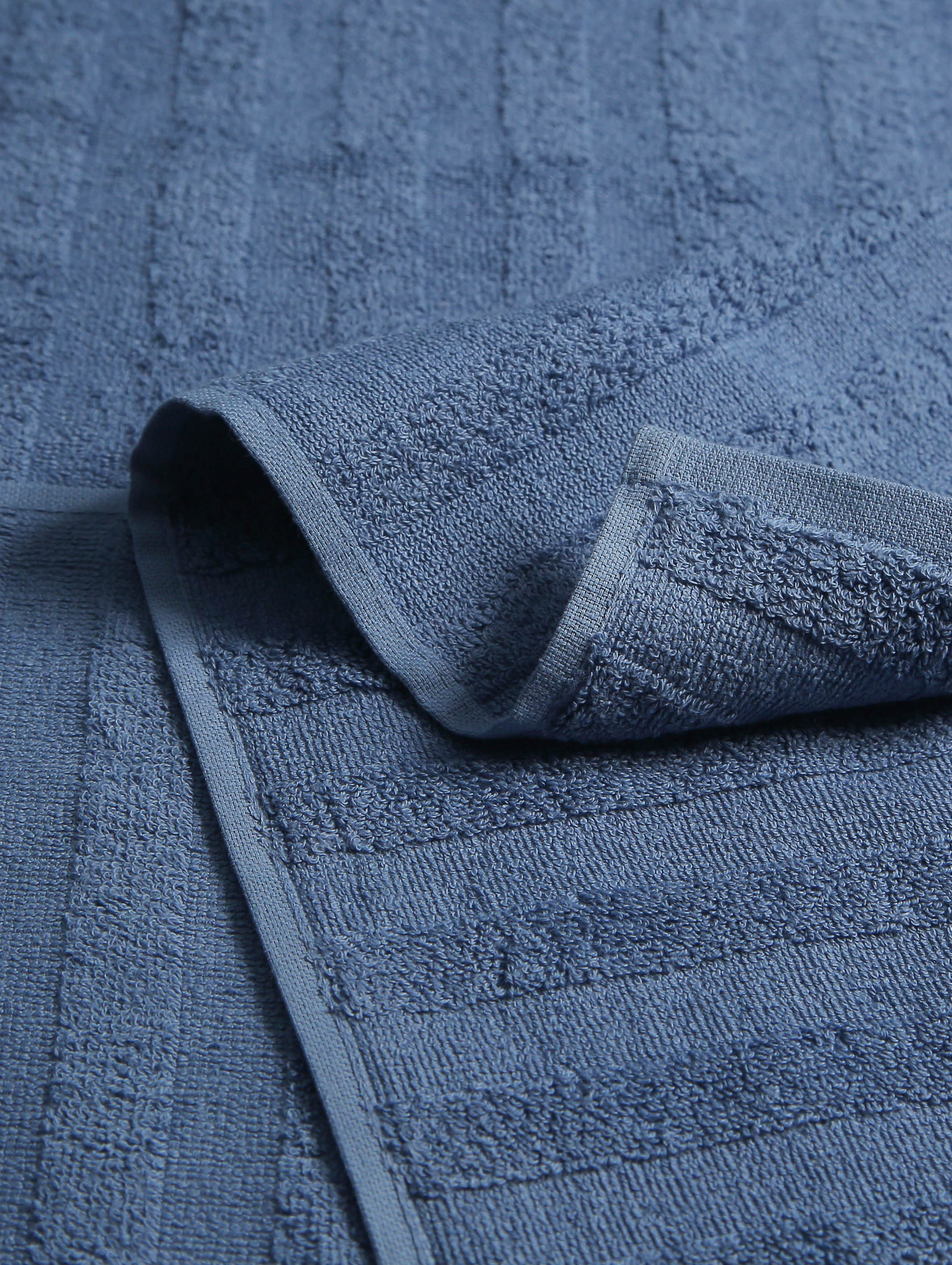 Blue ring-spun cotton guest towels, 12x21 inches – main product view