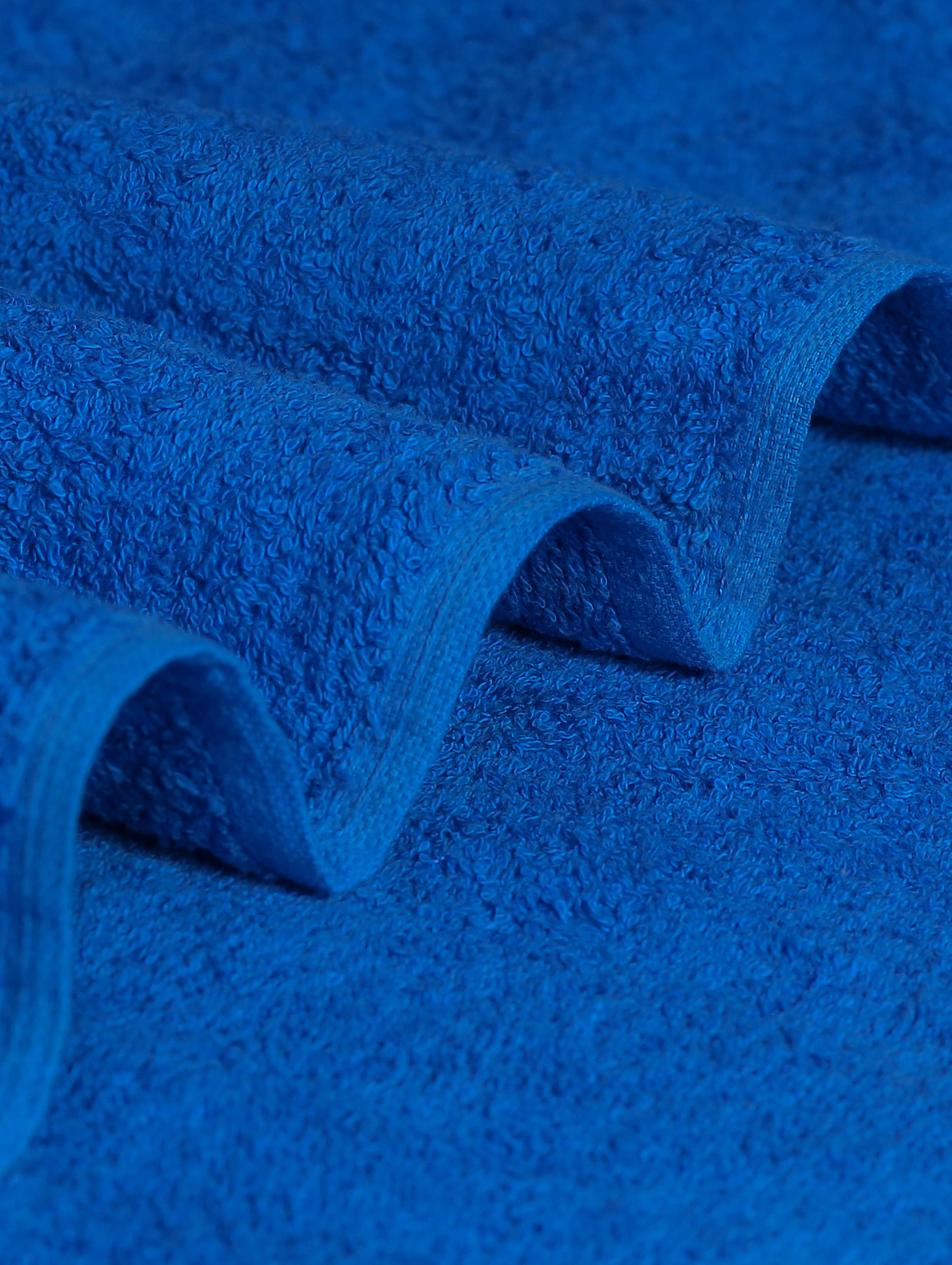 Blue ring-spun cotton oversized bath sheet towel, 31x79 inches – main product view