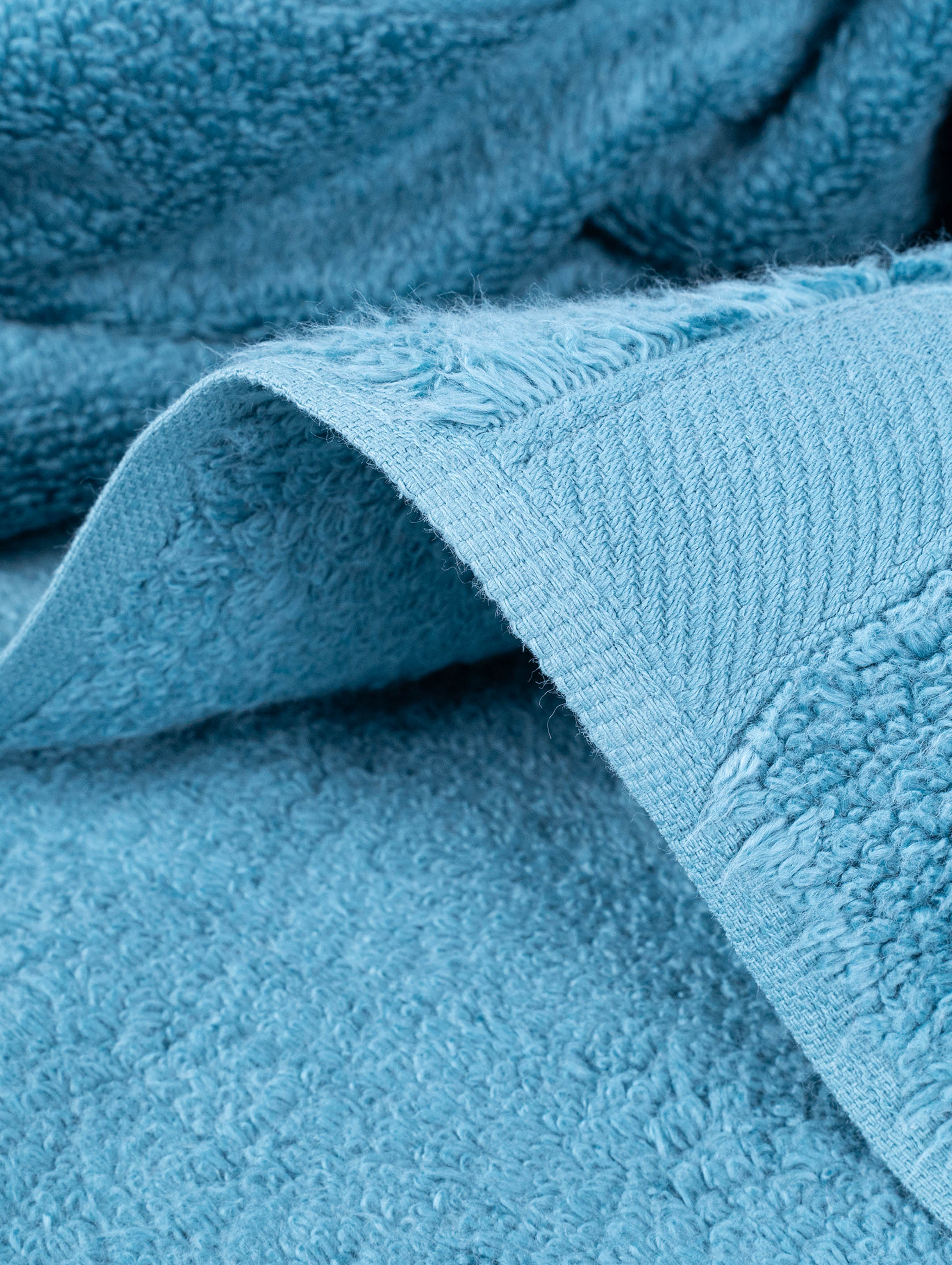 Soft Teal zero-twist cotton bath towel, 28x52 inches – additional view